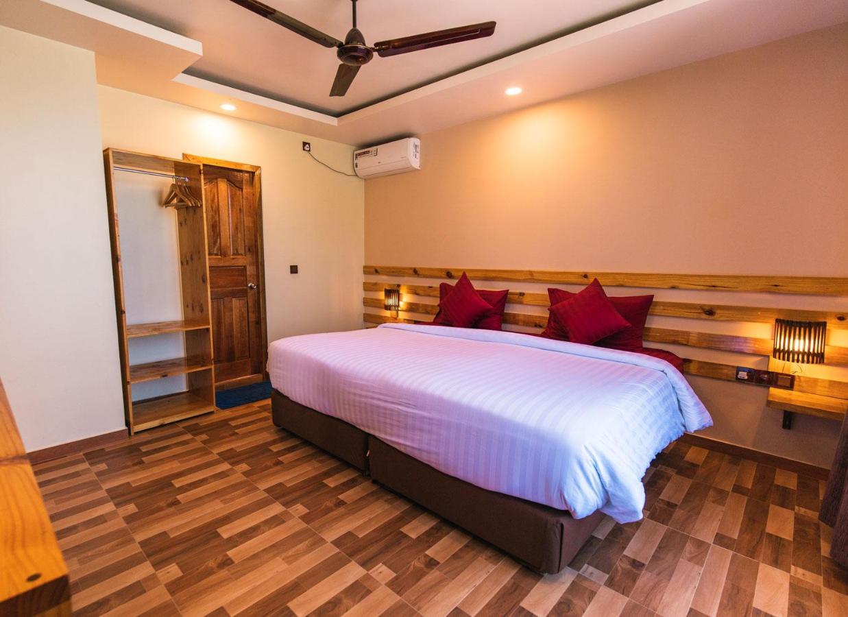 Endheri Sunset Dhangethi Εξωτερικό φωτογραφία